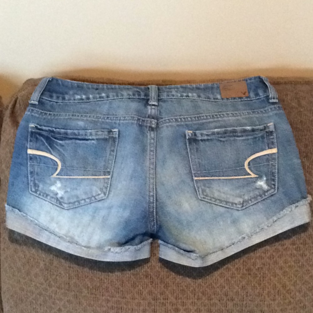 Super Cute American Eagle Shorts - Picture 2 of 4